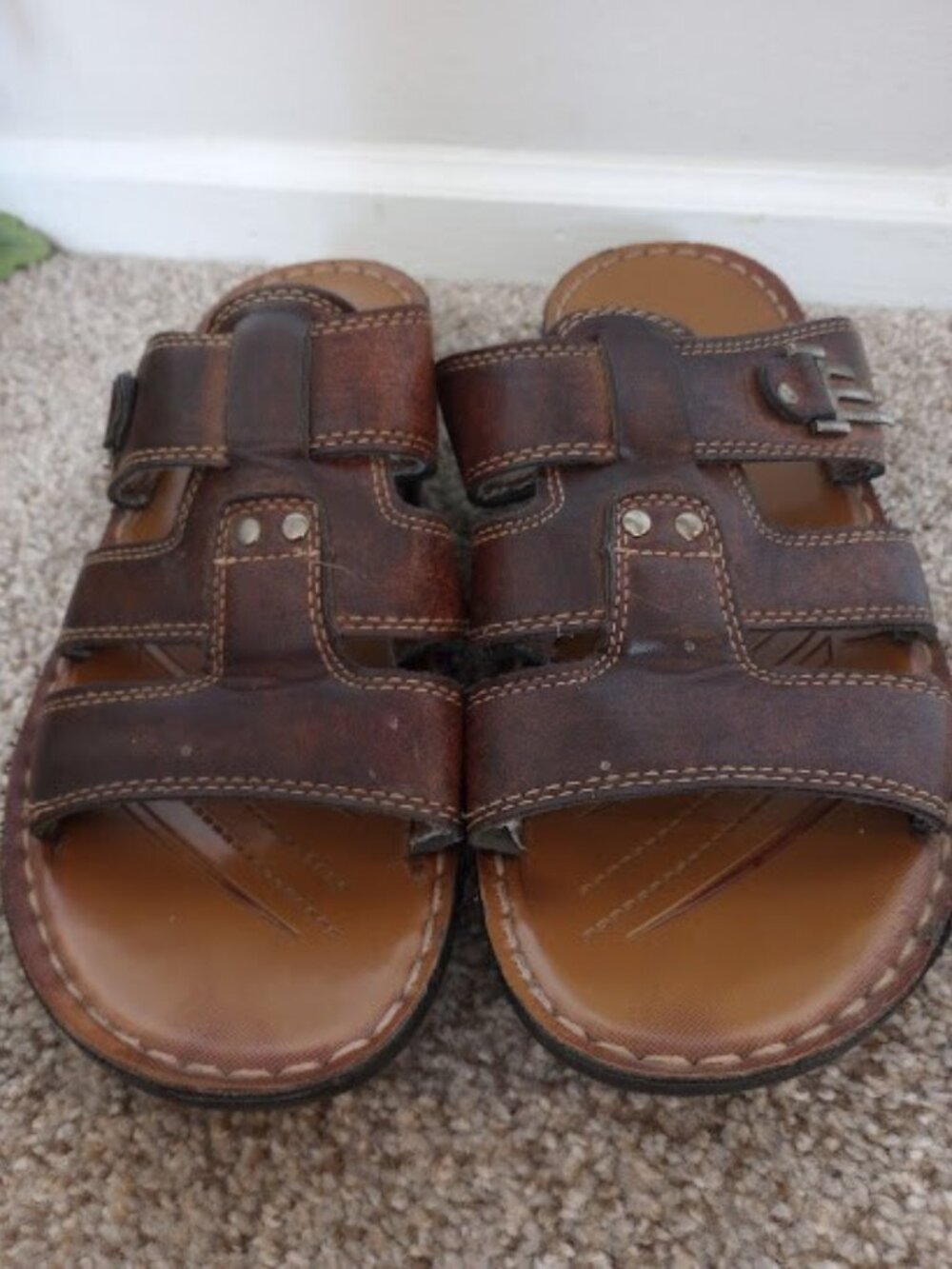 J.Repblic men`s sandals an ohen toe size 11